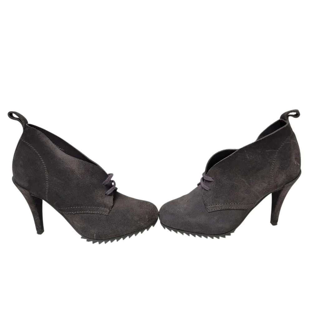 PEDRO GARCIA Yasu Gray Suede Lace-Up Chukka Bootie Size 35.5EU 5.5US